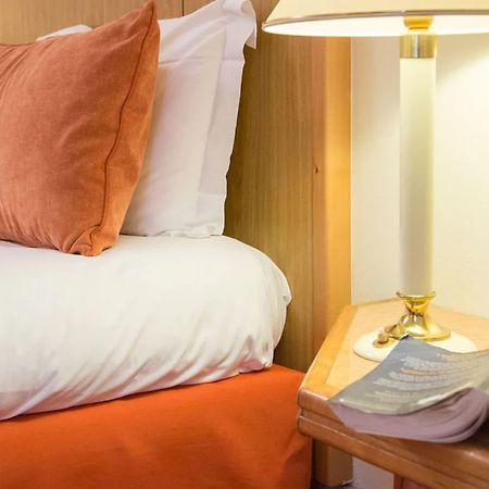 Hotel Fertel Etoile Paris Eksteriør billede